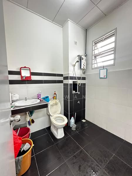 Rumah Teres untuk Dijual di Taman Bukit Dahlia (Pasir Gudang) - Seri Wangi - PropertyGuru.com.my