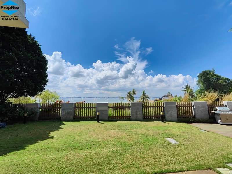 Bungalow for Sale in Forest City (Gelang Patah) - Lucas Wong - Garden - PropertyGuru.com.my