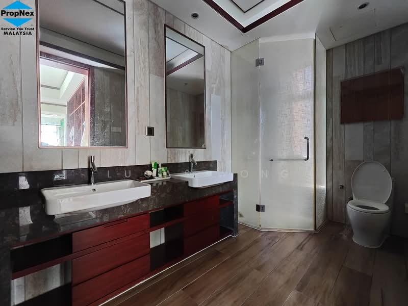 Bungalow for Sale in Forest City (Gelang Patah) - Lucas Wong - Bathroom - PropertyGuru.com.my