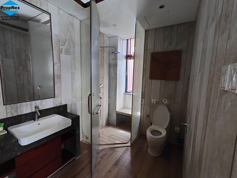 Bungalow for Sale in Forest City (Gelang Patah) - Lucas Wong - Bathroom - PropertyGuru.com.my