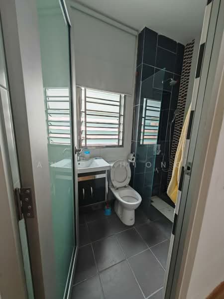 2.5-storey Terraced House for Sale in Taman Sutera Utama (Skudai) - Anson Hiong - Bathroom - PropertyGuru.com.my