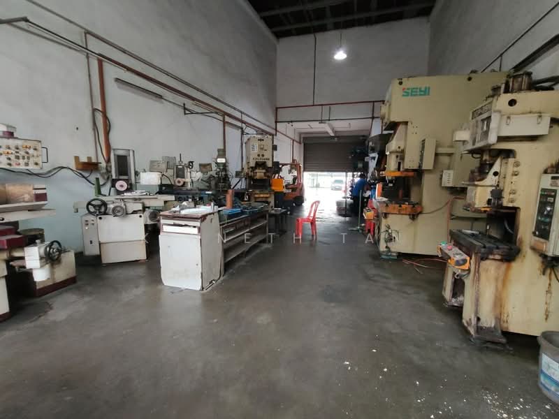 Factory for Rent in Taman Industri Jaya (Skudai) - Kenneth Tan - Interior - PropertyGuru.com.my