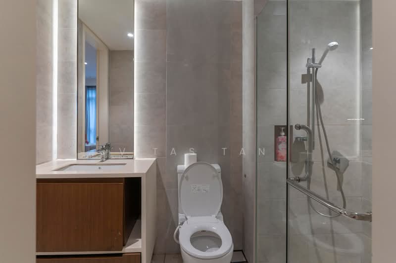 Servis Apartment untuk Dijual di Hill10 Residence @ i-City - Vitas Tan - Bathroom - PropertyGuru.com.my