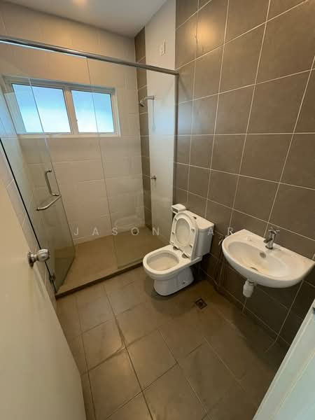 Semi-Detached House for Rent in Seri Kembangan (Selangor) - Jason Yap - Bathroom - PropertyGuru.com.my