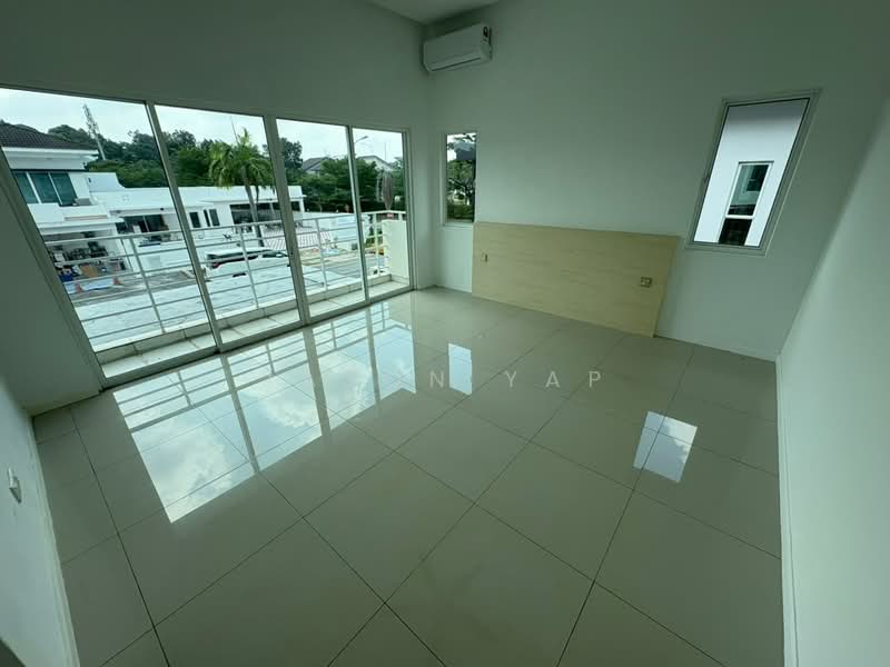 Semi-Detached House for Rent in Seri Kembangan (Selangor) - Jason Yap - Bedroom - PropertyGuru.com.my