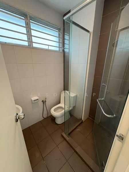 Semi-Detached House for Rent in Seri Kembangan (Selangor) - Jason Yap - Bathroom - PropertyGuru.com.my