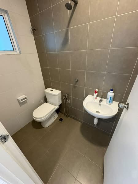 Semi-Detached House for Rent in Seri Kembangan (Selangor) - Jason Yap - Bathroom - PropertyGuru.com.my