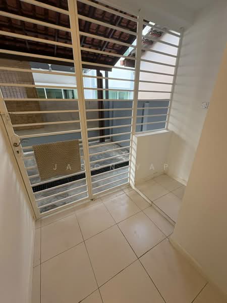 Semi-Detached House for Rent in Seri Kembangan (Selangor) - Jason Yap - Entrance - PropertyGuru.com.my