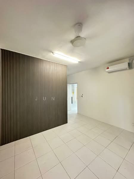 Condominium for Rent at Residensi Sateria - Jun Ming - Interior - PropertyGuru.com.my