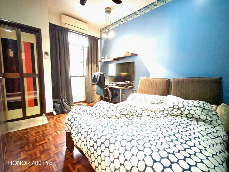 2-storey Terraced House for Sale in Kota Kemuning (Shah Alam) - Irish Shek - Bedroom - PropertyGuru.com.my