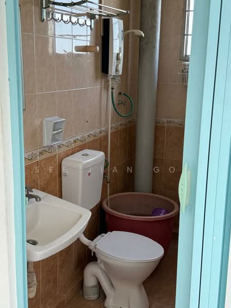 Pangsapuri untuk Disewa di Vista Perdana Apartment - See Jian Goh - Bathroom - PropertyGuru.com.my