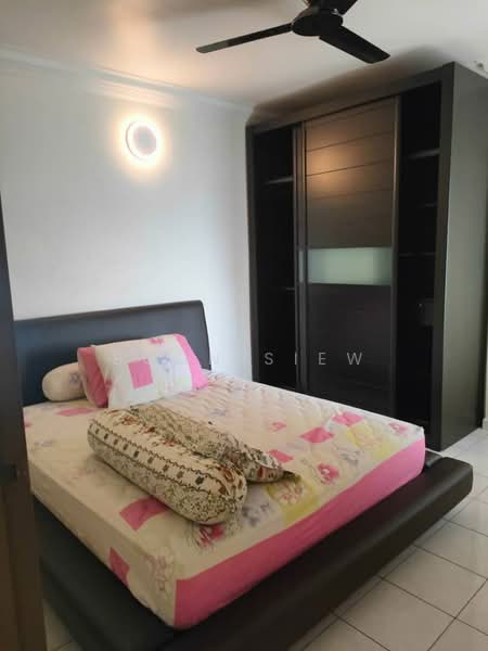 Apartment for Sale at Desa Indah Block 86 - Boon Siew - Bedroom - PropertyGuru.com.my