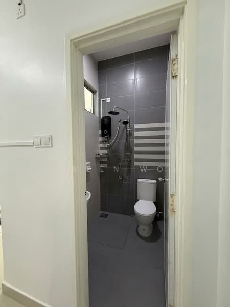 Rumah Kluster untuk Disewa di Taman Gaya (Ulu Tiram) - Shereen Wong - Bathroom - PropertyGuru.com.my
