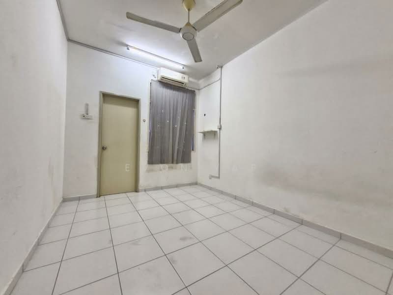 Rumah Teres 2 Tingkat untuk Dijual di Taman Desa Tebrau (Tebrau) - Evon Yap - Interior - PropertyGuru.com.my