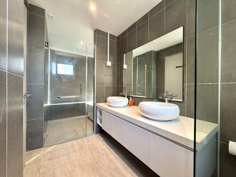Service Residence for Sale at Aethera Residences - Bella Tan - Bathroom - PropertyGuru.com.my