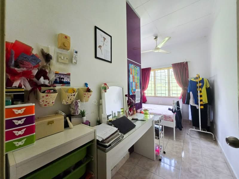 Terraced House for Sale in Bandar Kinrara Seksyen 5 (Bandar Kinrara) - Shafiq Muttalib - Bedroom - PropertyGuru.com.my