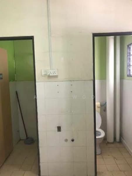 Condominium for Rent at Ken Rimba Condominium 1 - Abby Woo - Bathroom - PropertyGuru.com.my