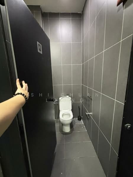 Retail Space for Rent in Petaling Jaya (Selangor) - Shi Chuan Loong - Bathroom - PropertyGuru.com.my
