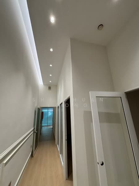 Retail Space for Rent in Petaling Jaya (Selangor) - Shi Chuan Loong - Corridor - PropertyGuru.com.my
