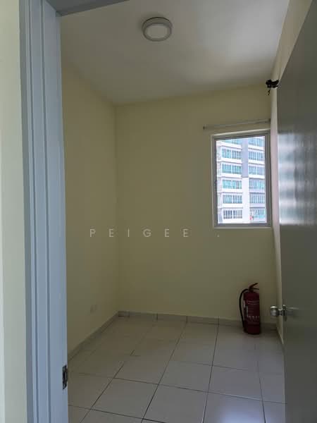 Service Residence for Sale at The Zizz @ Damansara North - PeiGee . - Interior - PropertyGuru.com.my