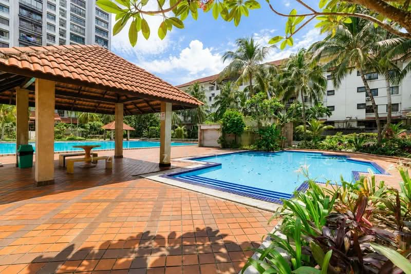 Condominium for Sale at Tiara Ampang - Izzaza Izzati - Pool - PropertyGuru.com.my