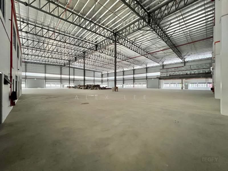 Factory for Rent in Puncak Alam (Selangor) - Alex Lee - Interior - PropertyGuru.com.my
