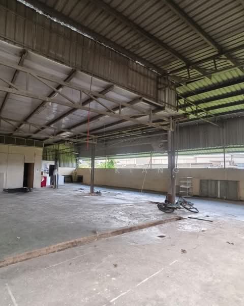 Factory for Rent in Taman Desa Cemerlang (Ulu Tiram) - Ray Kiang - Interior - PropertyGuru.com.my