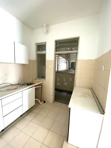 Kondominium untuk Disewa di Sky Vista Residency - Jacksley Wong - Kitchen - PropertyGuru.com.my