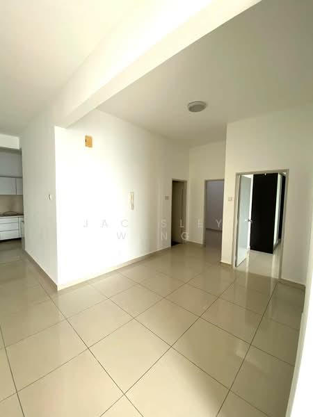Kondominium untuk Disewa di Sky Vista Residency - Jacksley Wong - Living Room - PropertyGuru.com.my