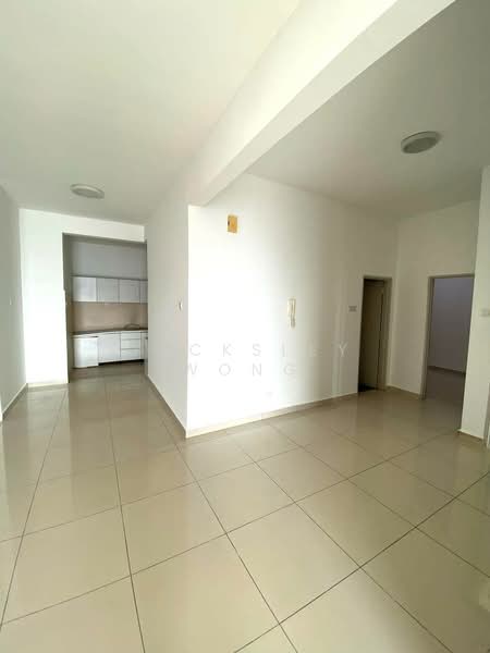 Kondominium untuk Disewa di Sky Vista Residency - Jacksley Wong - Living Room - PropertyGuru.com.my
