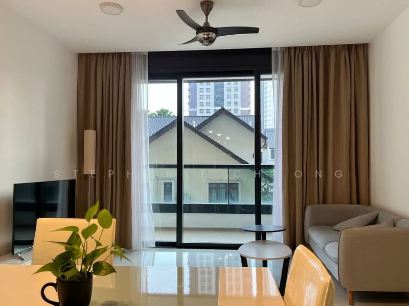 Servis Apartment untuk Disewa di Arcoris Residences - Stephanie Choong - Living Room - PropertyGuru.com.my