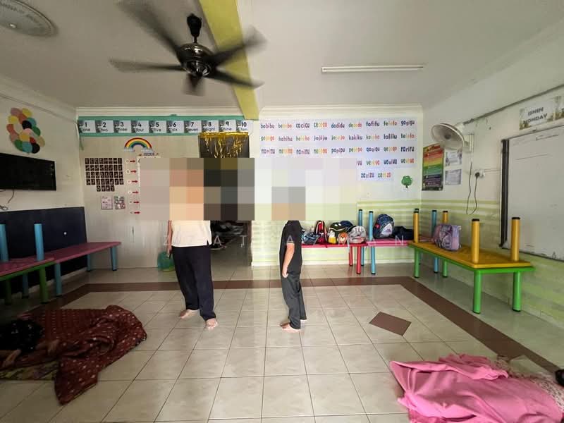 1.5-storey Terraced House for Sale in Taman Psj (Sungai Karang) - Izzat Azman - Interior - PropertyGuru.com.my
