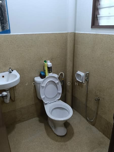 Rumah Teres 1 Tingkat untuk Disewa di Kota Perdana (Seri Kembangan) - Joey Wong - Bathroom - PropertyGuru.com.my