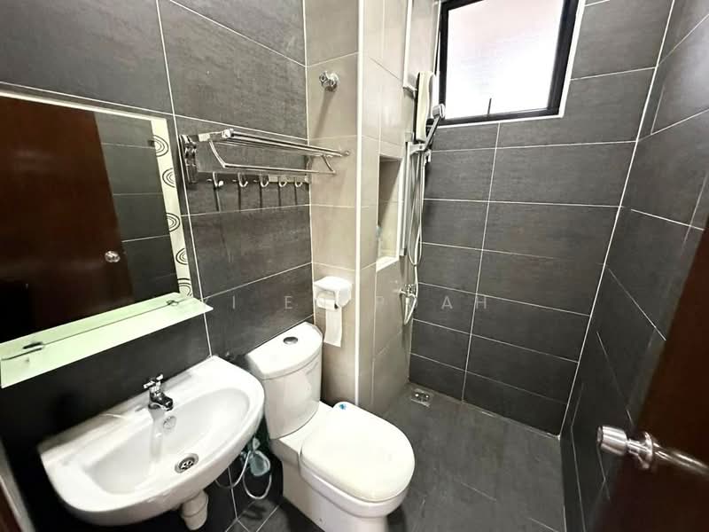 Rumah Teres 2 Tingkat untuk Dijual di Taman Seri Austin (Tebrau) - Yi En Puah - PropertyGuru.com.my