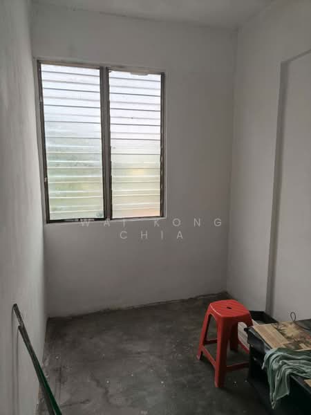 Flat for Sale at Pangsapuri Seri Pagi - Wai Kong Chia - Interior - PropertyGuru.com.my