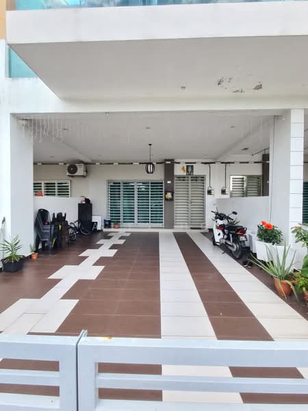 3-storey Terraced House for Sale in Taman Lembah Indah (Simpang Ampat) - Alex Ho - Exterior - PropertyGuru.com.my