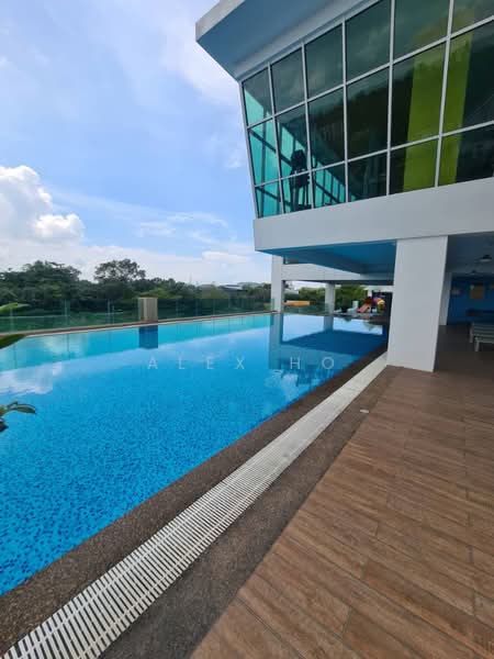 3-storey Terraced House for Sale in Taman Lembah Indah (Simpang Ampat) - Alex Ho - Pool - PropertyGuru.com.my
