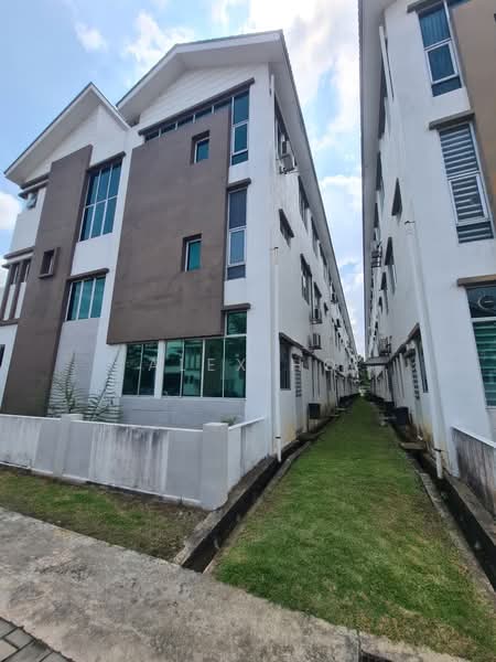 3-storey Terraced House for Sale in Taman Lembah Indah (Simpang Ampat) - Alex Ho - Exterior - PropertyGuru.com.my
