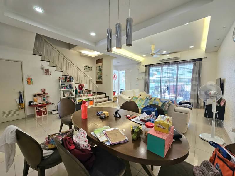 Rumah Teres 2 Tingkat untuk Dijual di Shah Alam (Selangor) - Alex Lee - Living Room - PropertyGuru.com.my