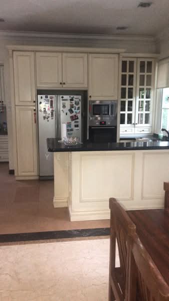 Bungalow for Rent in Mont Kiara (Kuala Lumpur) - Yee Hui Sew - Kitchen - PropertyGuru.com.my