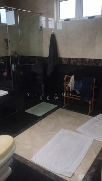 Bungalow for Rent in Mont Kiara (Kuala Lumpur) - Yee Hui Sew - Bathroom - PropertyGuru.com.my