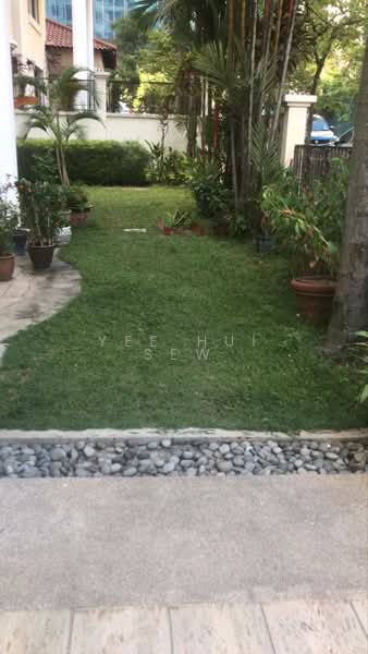 Bungalow for Rent in Mont Kiara (Kuala Lumpur) - Yee Hui Sew - Garden - PropertyGuru.com.my