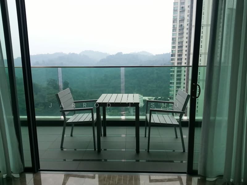 Kondominium untuk Dijual di Kiaramas Danai - Jarrod Joshua - Balcony - PropertyGuru.com.my