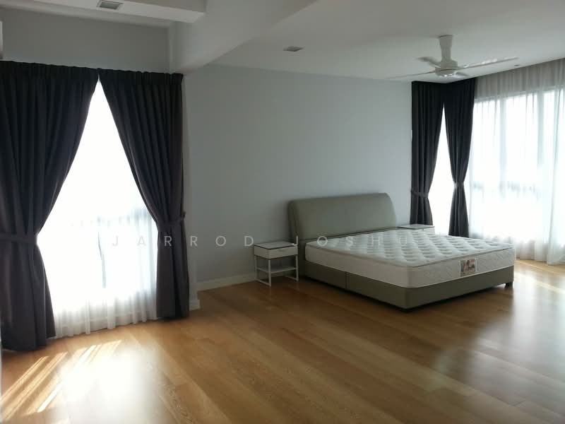 Kondominium untuk Dijual di Kiaramas Danai - Jarrod Joshua - Bedroom - PropertyGuru.com.my