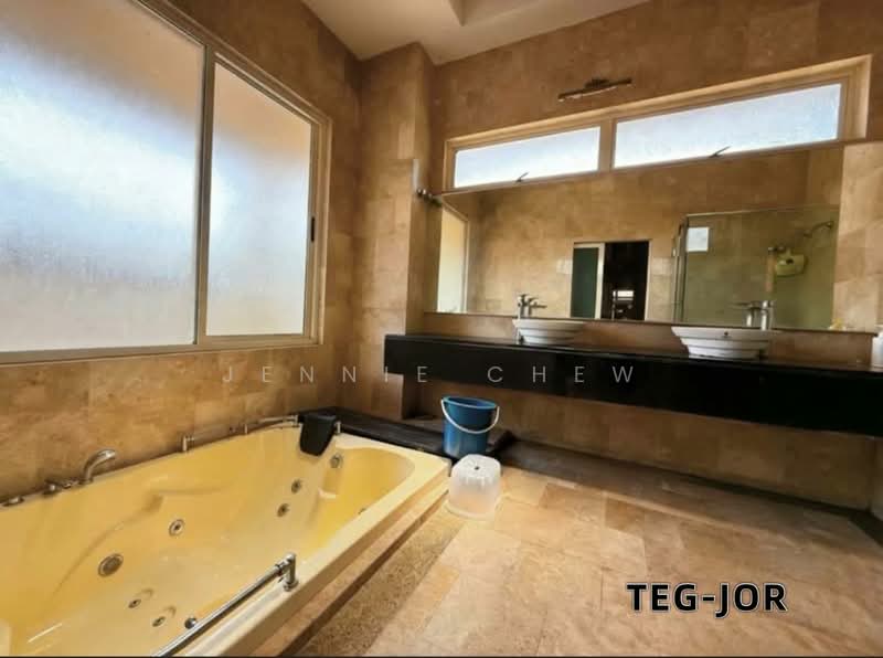 Bungalow for Sale in Setia Eco Park (Setia Alam) - Jennie Chew - Bathroom - PropertyGuru.com.my