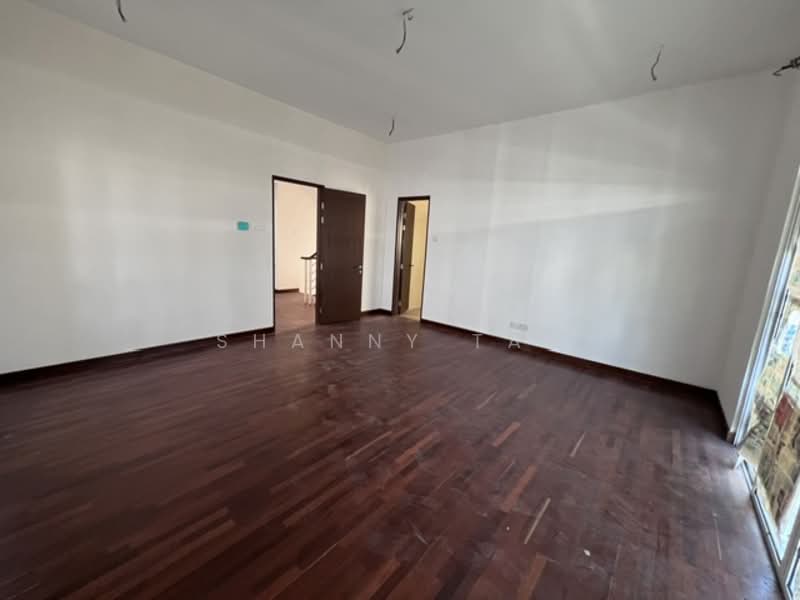 Rumah Banglo untuk Dijual di Bandar Sungai Long (Selangor) - Shanny Tan - Living Room - PropertyGuru.com.my