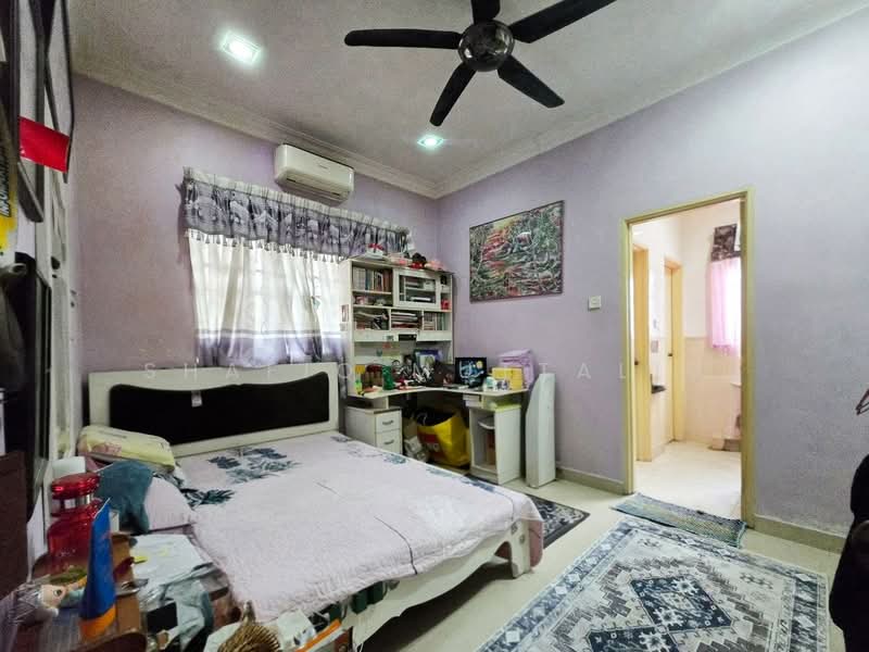 Semi-Detached House for Sale in Taman Taming Maju (Cheras) - Shafiq Muttalib - Bedroom - PropertyGuru.com.my