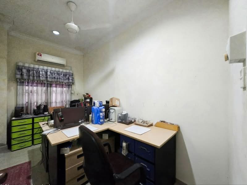 Semi-Detached House for Sale in Taman Taming Maju (Cheras) - Shafiq Muttalib - Study - PropertyGuru.com.my