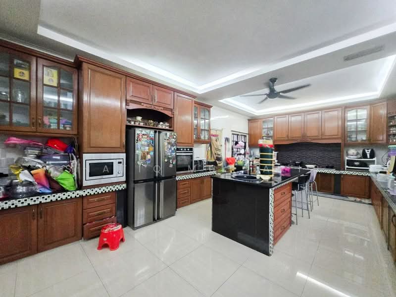 Semi-Detached House for Sale in Taman Taming Maju (Cheras) - Shafiq Muttalib - Kitchen - PropertyGuru.com.my