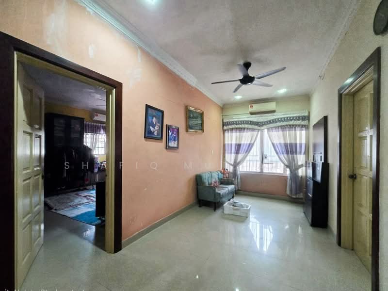 Semi-Detached House for Sale in Taman Taming Maju (Cheras) - Shafiq Muttalib - Living Room - PropertyGuru.com.my